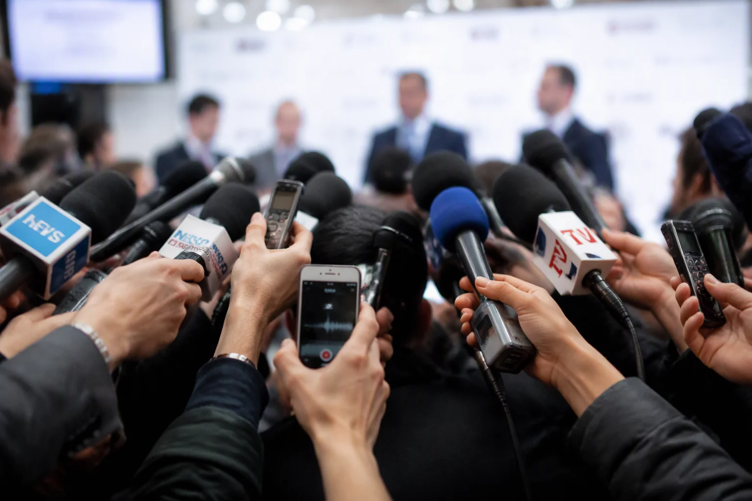 Relaciones con los Medios Españoles